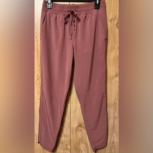 Women’s GapFit Recycled Runaround Joggers Pink Size XS